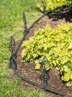 Leaf Hose Guide, Set Of 4 7 Leaf Hose Guide, Set Of 4 -Garden Tool Store 8600240 403 tif