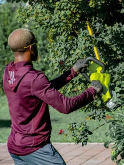 Sun Joe 24V-HT22-LTE 24-Volt ION+ Cordless Hedge Trimmer Kit | 22-Inch | W/ 2.0-Ah Battery And Charger -Garden Tool Store 8610657 07v